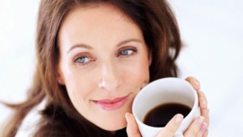 القهوة تقي النساء من سرطان الثدي