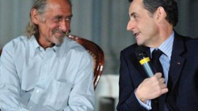 مالي تستنفر جيشها لمنع لجوء الارهابيين الخاطفين الى أراضيها