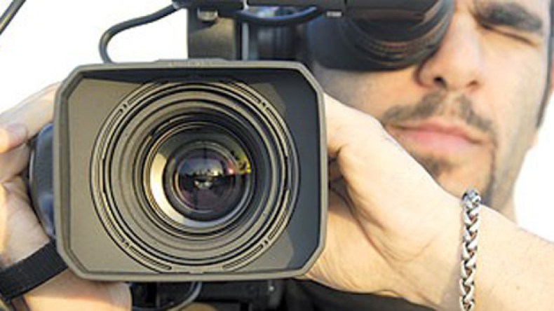 ‮”‬كاميرا‭ ‬كاشي‭ ‬حمو‮” ‬‭ ‬ضمن‭ ‬شبكة‭ ‬رمضان‭ ‬هذه‭ ‬السنة‭ ‬