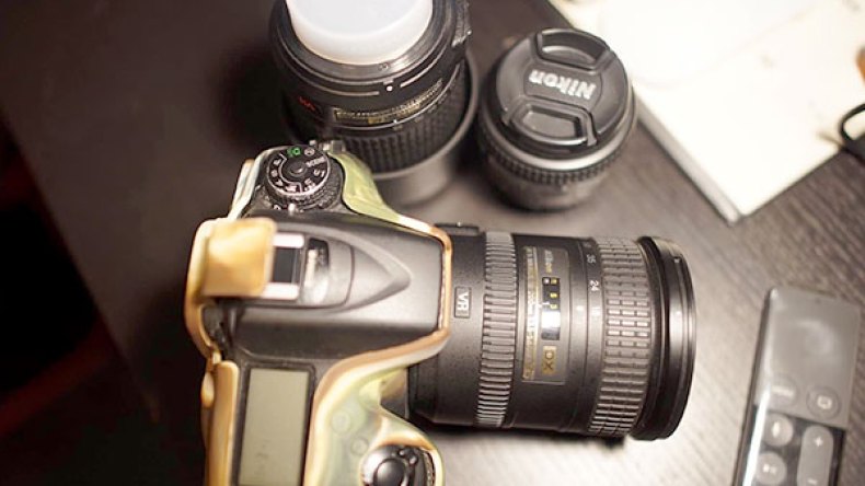 إحباط محاولة إغراق الأسواق بكاميرات أمريكية فائقة الدقّة