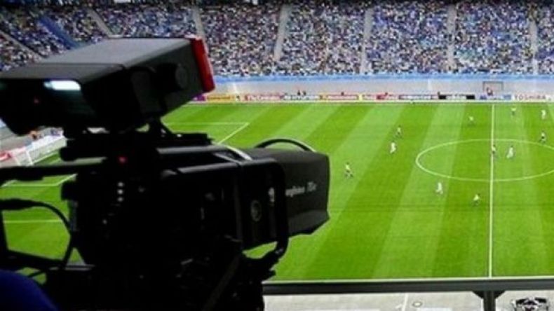 إبرام اتفاقية تعاون بين جمعيتي الصحفيين الرياضيين الجزائريين والليبيين