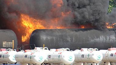 Au moins 95 morts dans l'incendie d'un camion-citerne au Nigéria