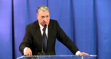 Benflis dénonce la partialité de l’ENTV