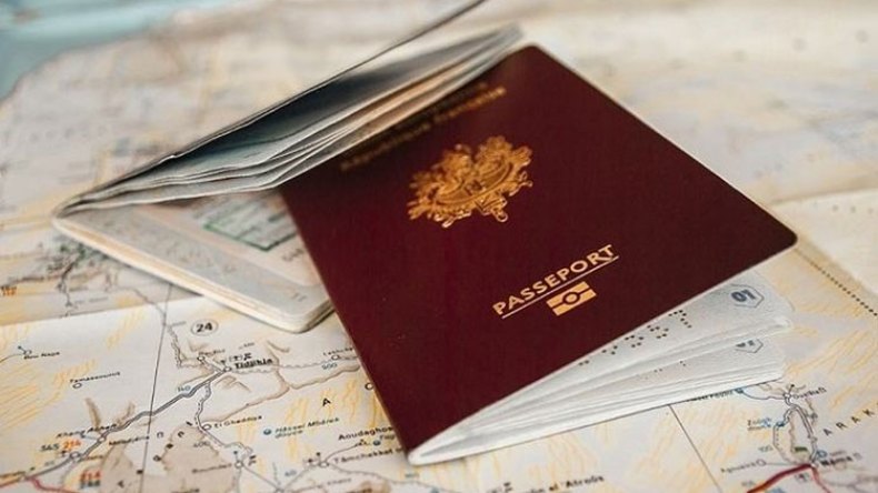 عصابة تبيع تأشيرات وهمية بـ1500 أورو باسم سفارة كندا ببريطانيا