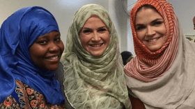 كنديات يرتدين الحجاب تضامنا مع مسلمات العالم