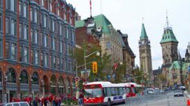 Ottawa expulse les diplomates de Tripoli