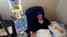 أطباء يستعجلون استفادة مرضى السرطان من العلاجات المبتكرة