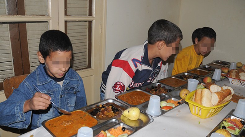 50 دينارا فقط.. وجبة لكلّ تلميذ بالمطاعم المدرسية!