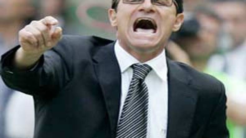 أزمة‭ ‬حقيقية‭ ‬في‭ ‬الدفاع‭ ‬الإنجليزي‭ ‬وكابيلو‭ ‬في‭ ‬حيرة