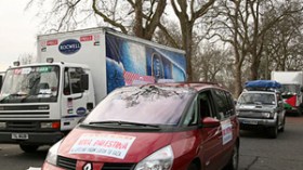 قافلة غزة تدخل مغنية وأوامر للولاة الجمهورية لتأمين عبورها الى تونس