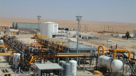 قيطوني: نحو تعديل مشروع المحروقات قريبا