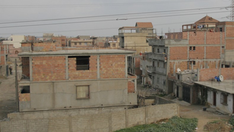 نافذون يرتكبون مجزرة عقارية ببلدية خرايسية