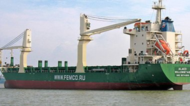 Le cargo chargé d'hélicoptères pour la Syrie arrivé à Mourmansk