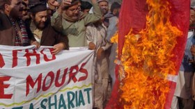 UN SOMALIEN AURAIT TENTE DE L'ABATTRE: l'auteur des caricatures blasphematoires à l'egard du prophete (qssl) echappe à la mort