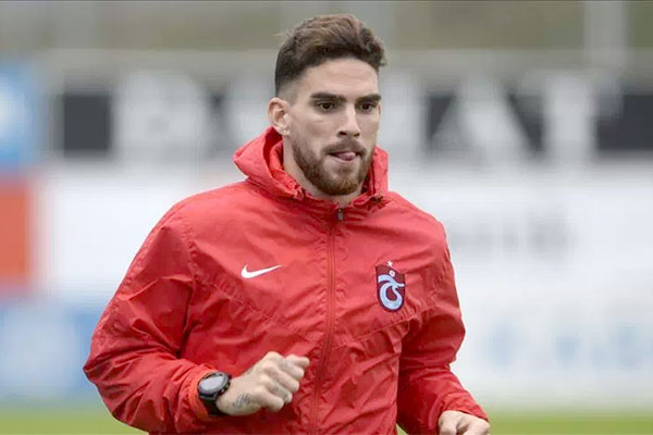 Toulouse FC wants Carl Medjani