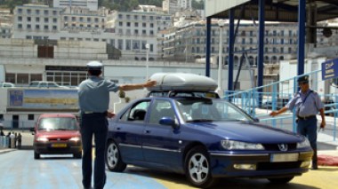 Algerian men living abroad use French and British passports to smuggle cars
