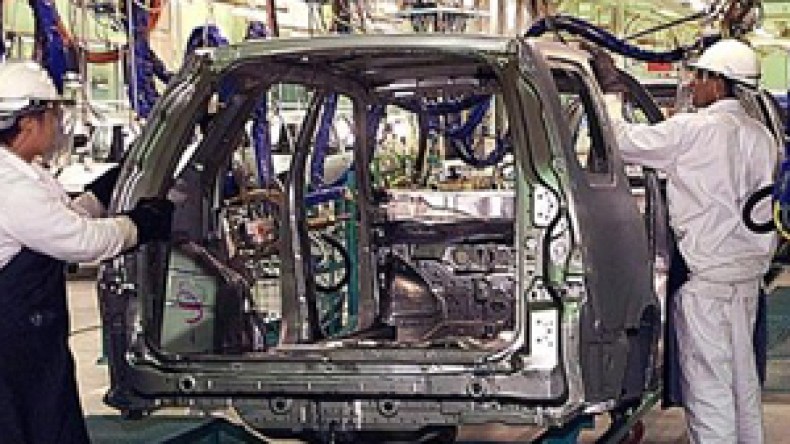 مفاوضات متقدمة لإنشاء مصنع للسيارات الفرنسية بالجزائر