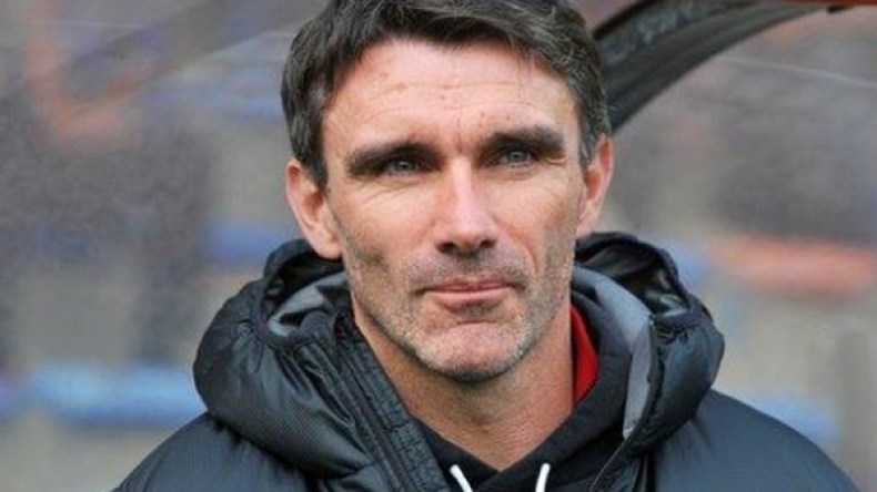 كارتيرون: مواجهة اتحاد العاصمة في المربع الذهبي أفضل من المريخ