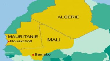 Mali: Alger a promis de fermer sa frontière en cas d'intervention