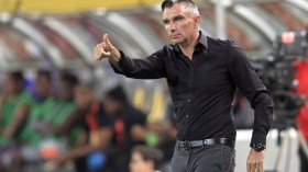 “امتصاص حماس المنافس.. الالتزام بالدفاع وعدم النرفزة سلاحكم لبلوغ النهائي”