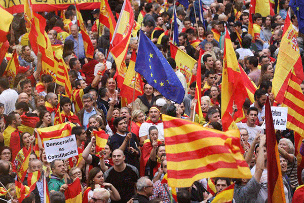 Catalan Referendum Prompts Escape Of 50 Algerian “Harraga” From Madrid’s Center
