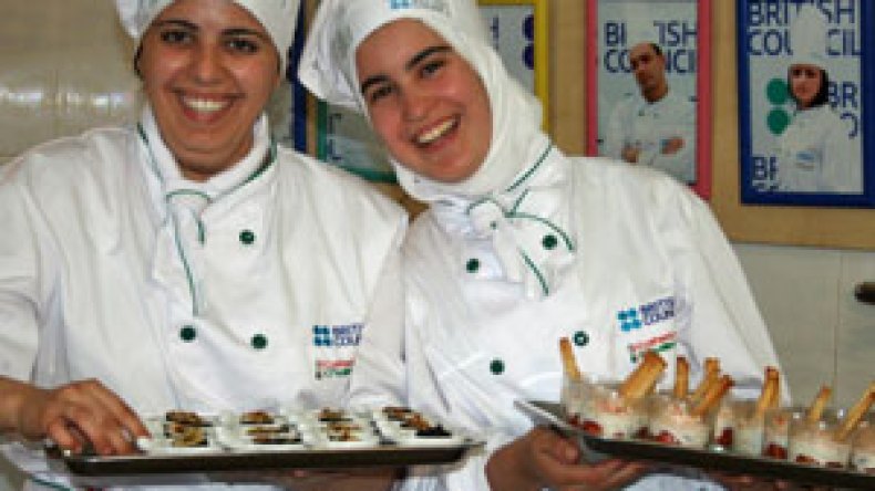 المجلس الثقافي البريطاني يتوج الطاهية عبير جرايبية بلقب “أحسن شيف”