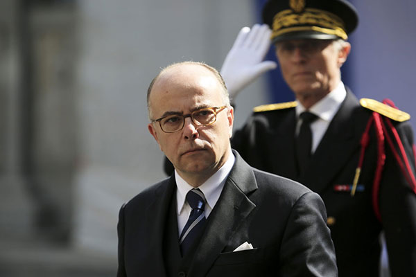 Bernard Cazeneuve: «La France n'a pas reçu d'informations avant les attentats de Paris !»