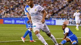 صراع شرس بين عمالقة الدوري الإنجليزي للتعاقد مع كاسيميرو