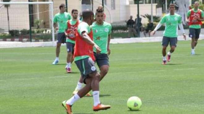 “الخضر” يتدرّبون بتعداد مكتمل