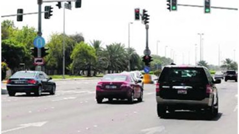 أبوظبي: تطبيق ذكي لرصد سلوكيات السائقين