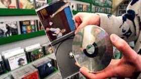 أقراص تروج للإباحية وأخرى تدعو للتبشير بميناء بجاية