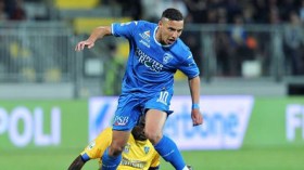 إدارة أمبولي ترفض عرضَين لِتسريح بن ناصر