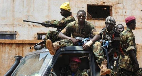 Mali: les islamistes dynamitent un pont au sud de Gao