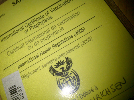 Les Africains empêchés de rentrer en Algérie sans carnet de vaccination