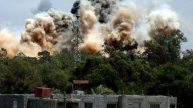 Kadhafi propose un cessez-le-feu et écarte son départ