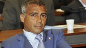 “نجل الفقير” روماريو يطارد اللصوص ويلهب البرلمان البرازيلي!