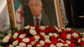 الجزائريون يودعون رئيسهم الأسبق الشاذلي بن جديد