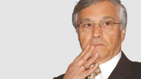 استدعاء شكيب خليل كشاهد رئيسي في فضيحة سوناطراك