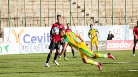 فوز بلوزداد و”الكناري”