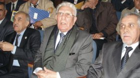 الشاذلي بن جديد يخرج عن صمته أنا نادم على دعم “ضباط فرنسا” أثناء الثورة