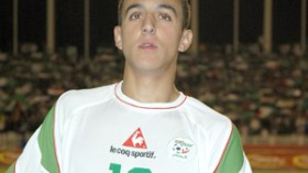 “انتظر إشارة للالتحاق بالخضر.. وسأترك ماينز نهائيا بعد مباراة اليوم”