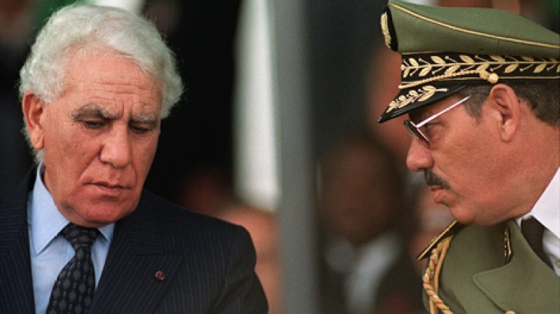 خالد نزار حكم البلاد من نهاية بن جديد إلى بداية بوتفليقة