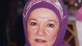 اعتزلت على يد الشعرواي وبنت مسجدا متبرعة بكل ما تملك