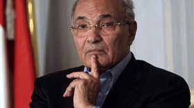 أحمد شفيق يفر من بيته ويغلق كافة مقراته