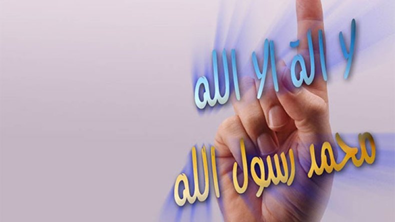 فرنسية تنطق بالشهادتين في خنشلة