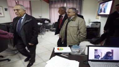 L'armée israélienne ferme deux stations de TV à Ramallah