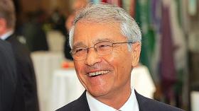 الجزائر تخسر مليار دولار كلما تراجع النفط بدولار واحد