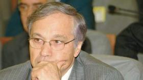 الجزائر تتكبد خسارة مزدوجة من تراجع أسعار النفط والدولار