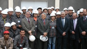 فندقان عائمان لإيواء المشاركين في ندوة الغاز بوهران