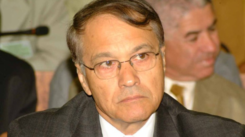 العدالة تلاحق المتورطين في فضيحة سوناطراك الهاربين إلى الخارج